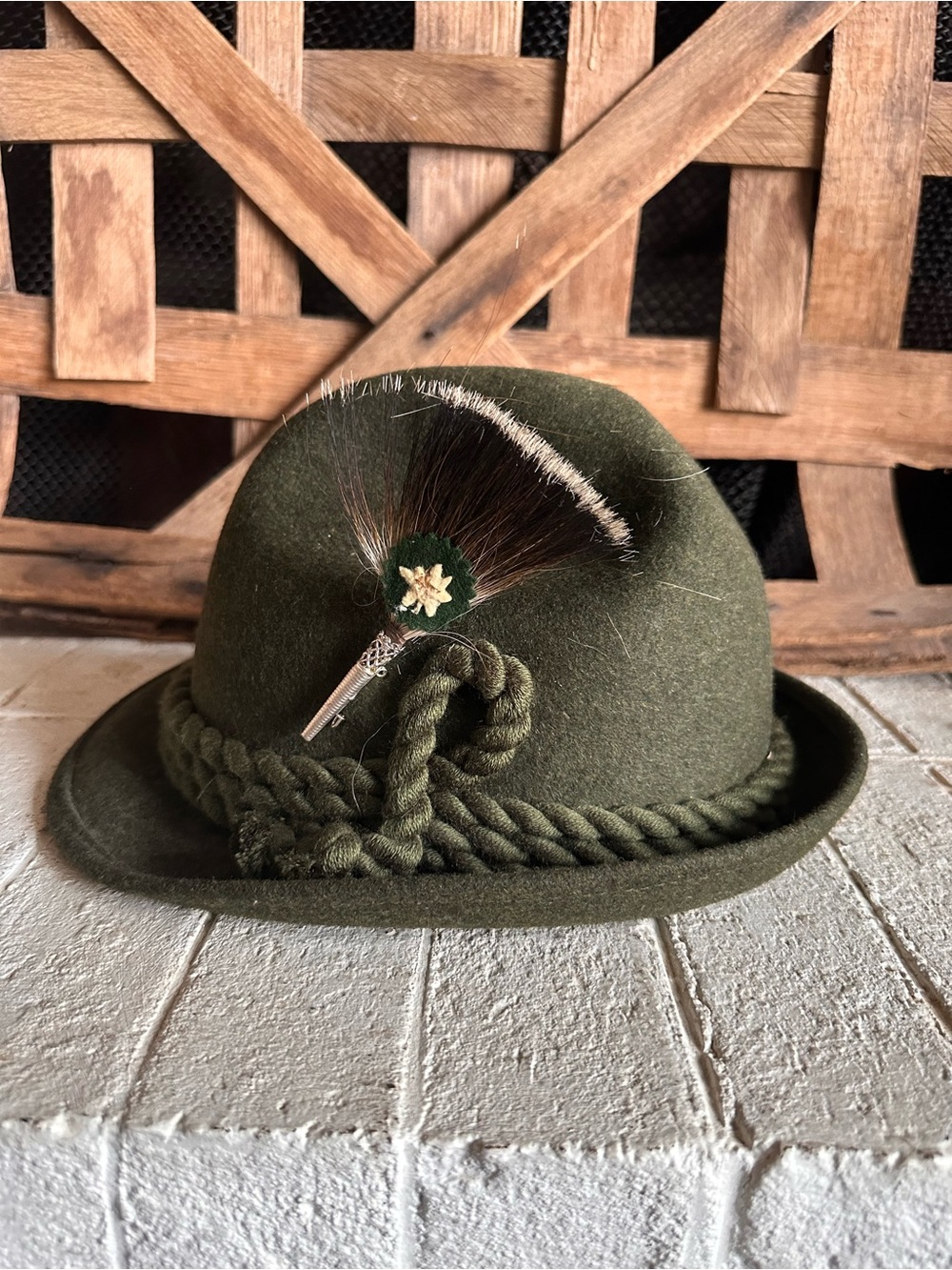 Traditional German hiking hat Faustmann October Fest